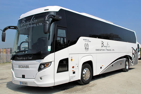Bayliss coach with livery